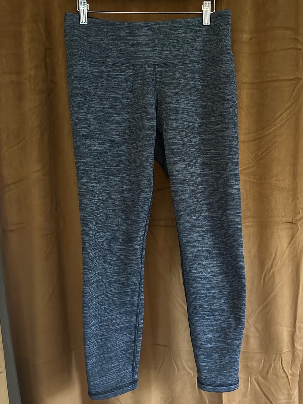 Athleta Altitude Tight Leggings